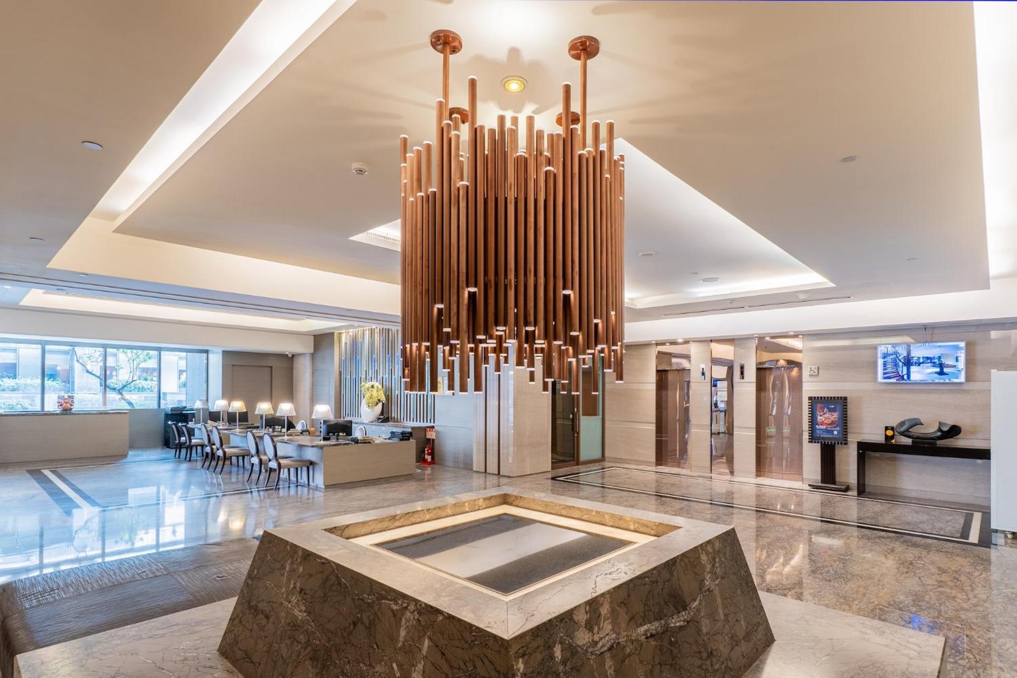 Tempus Hotel - Dadun Building Taichung Exterior foto