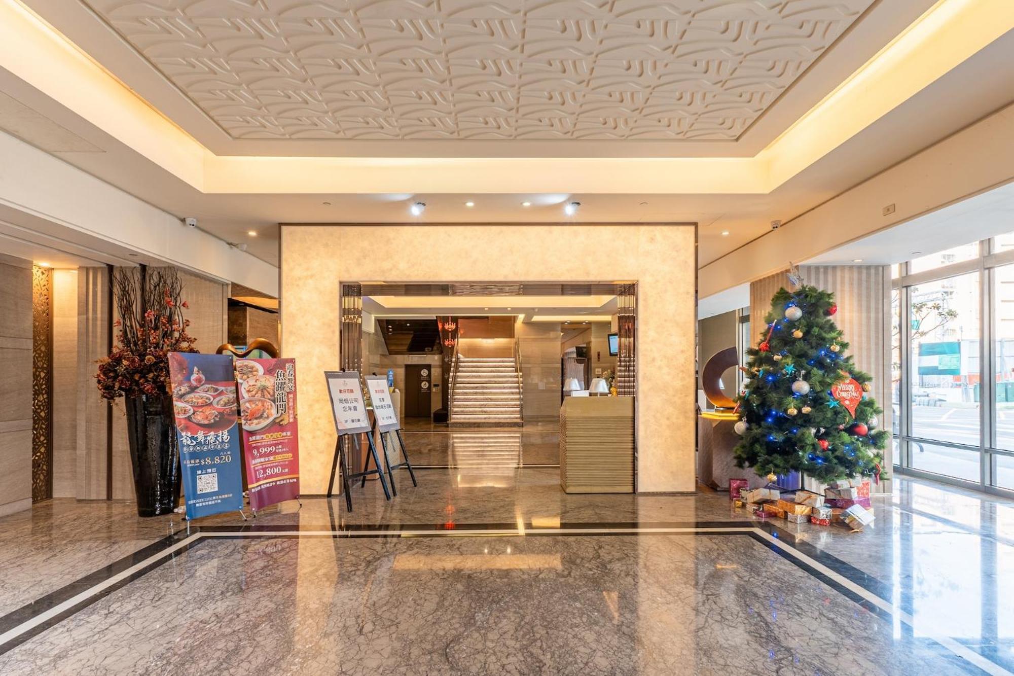 Tempus Hotel - Dadun Building Taichung Exterior foto
