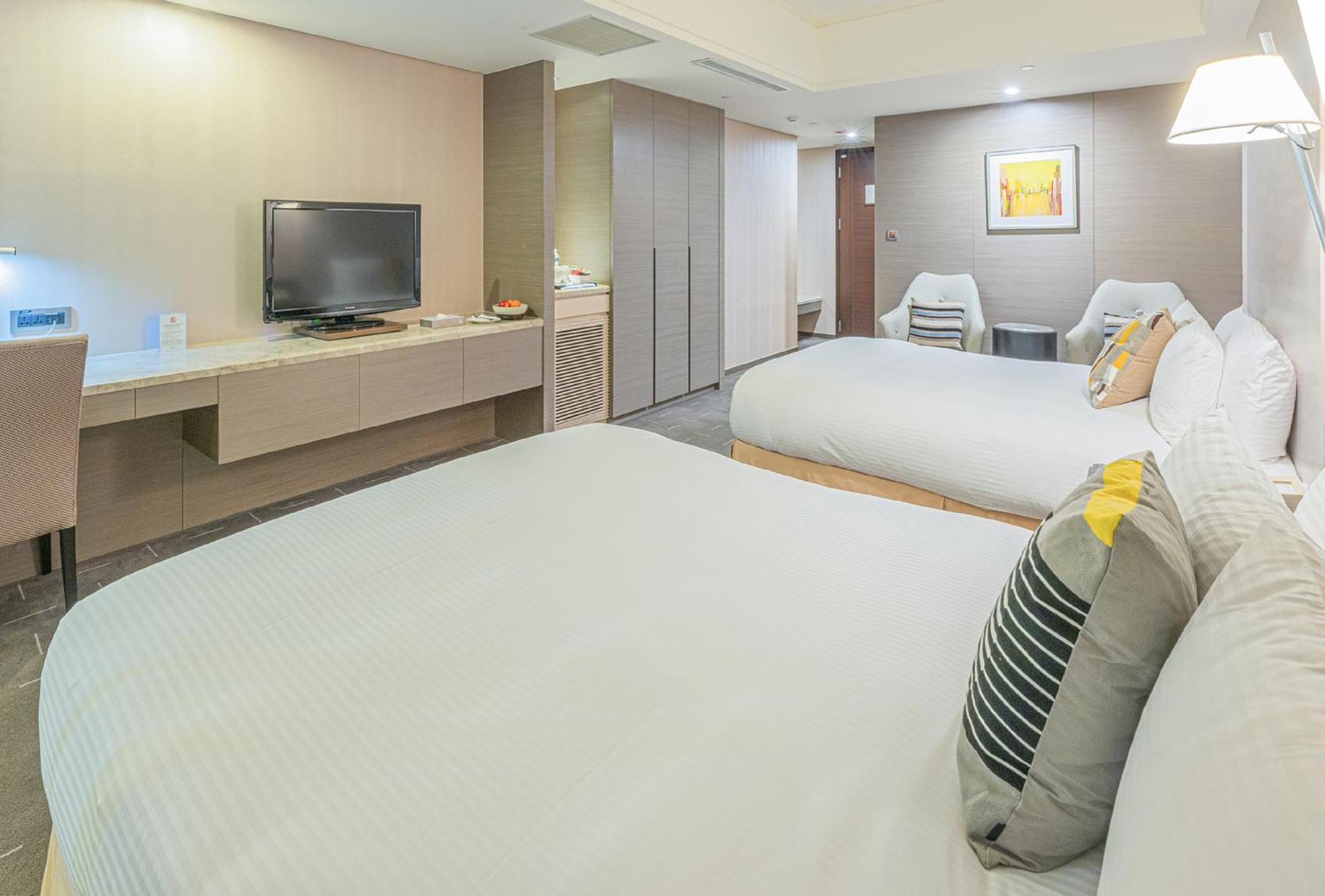 Tempus Hotel - Dadun Building Taichung Exterior foto