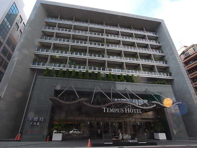 Tempus Hotel - Dadun Building Taichung Exterior foto